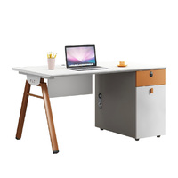 Poste de travail de bureau individuel moderne en bois avec cloison de séparation, ensemble de mobilier de direction de luxe pour employés