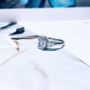 Bague de fiançailles solitaire en diamant ovale certifié IGI, or massif 14 carats, diamant de laboratoire de 1,0 ct, 1,5 ct, 2,0 ct - Product Image 6