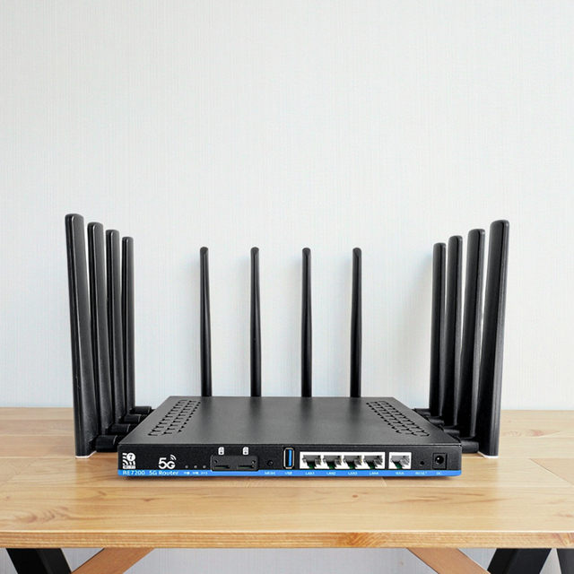 Hot Sale Excellent Performance 5G WiFi 7 CPE with Sim Card Slot WiFi 7 Router with Dual Band Openwrt Firmware 5G Sim Router