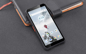 Smartphone robuste étanche IP68 Android 16 4G LTE GSM avec écran LCD Octa Core de 5,3 pouces pour les travailleurs du bâtiment - Product Image 4