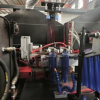 Machine de soufflage de bouteilles de 5 gallons de haute qualité pour la fabrication de bouteilles de boissons et de bouteilles d'eau