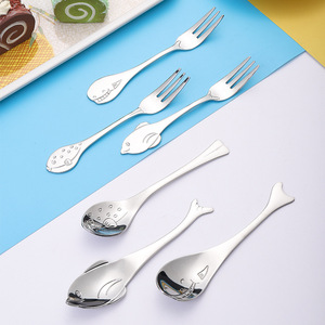 Cuillère à mélanger en acier inoxydable 304 en forme de dauphin, cuillère d'alimentation pour enfants, cuillère à café, fourchette à 3 dents pour gâteau de lune - Product Image 1