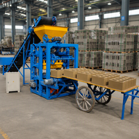 Machine à fabriquer des blocs de pavés QT4-24 Xiangrong Tanzanie, machine à briques creuses en ciment à Zambie