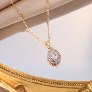 US Local <span class=keywords><strong>Stock</strong></span> Mujeres Luz Collar de lujo Cadena de acero inoxidable Moda Gota Zircon Diamante Collar brillante - Product Image 3