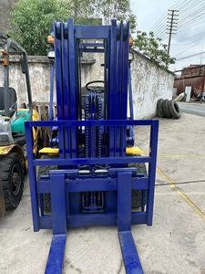 Used Komatsu FD30 Diesel 3 Tons 4WD <b>Forklift</b> with Hydraulic Side Shifter Rough Terrain Solid Tires Multi-Stage Mast - Product Image 5