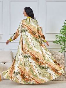 Mooie Satijn Digitale Print Saree Van Bollywood Voor Volwassenen Online Verkoop - Product Image 4