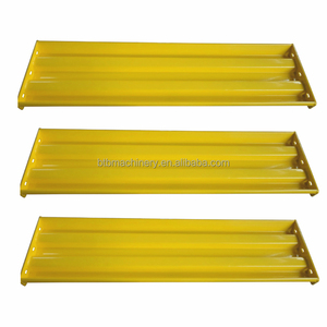 Poteau de garde-corps en W, <span class=keywords><strong>accessoires</strong></span> de barrière de sécurité routière en acier profilé en C pour installation en bord de route - Product Image 3