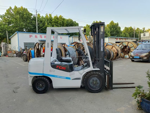 Bon marché Chariot élévateur TCM d'origine d'occasion japonais Moteur diesel 3 tonnes Chariot élévateur de marque Sanstar modèle TCM à vendre - Product Image 2