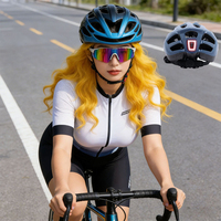 Casque de vélo de route VTT pour adulte, le plus populaire en gros, fabriqué en Chine, avec feu arrière LED, ultra-léger et respirant pour le cyclisme