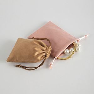 Petites pochettes cadeaux en velours avec cordon de serrage, sacs à bijoux en flanelle 10x15cm, emballage pour bonbons, cadeaux de Noël, de mariage ou de fête - Product Image 6