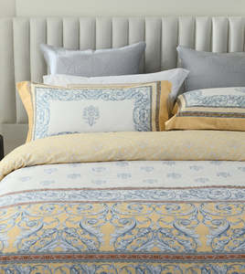 Juego de Ropa de Cama de Lujo en Algodón de Fibra Larga con Diseño Floral Dorado Vintage, Incluye Fundas de Almohada para un Ambiente Clásico de Dormitorio Toscano - Product Image 5