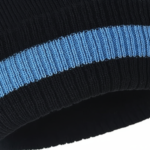 Gorro de Invierno para Hombre 025, Estilo Holgado, Tejido, con Diseño de Lunares, Lazos y Letras de Dibujos Animados, para Viajes y Playa - Product Image 1