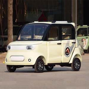 Véhicules 4 portes 4 places New Energy Véhicule <span class=keywords><strong>Voiture</strong></span> de mobilité Petit adulte 4 roues Mini <span class=keywords><strong>voiture</strong></span> électrique <span class=keywords><strong>sans</strong></span> <span class=keywords><strong>permis</strong></span> de conduire - Product Image 6