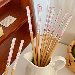 Palillos con diseño de flores de dibujos animados, cubiertos redondos de madera de bambú para el hogar, para parejas, tamaño 3 - Product Image 2
