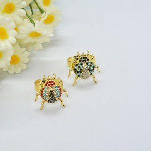 Bagues personnalisées vintage <span class=keywords><strong>en</strong></span> <span class=keywords><strong>gros</strong></span>, diamants d'eau insectes, <span class=keywords><strong>bijoux</strong></span> <span class=keywords><strong>pour</strong></span> hommes et femmes, particulièrement spéciales - Product Image 1