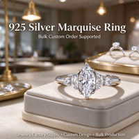Vente en gros d'usine : bagues en argent sterling 925 serties de diamants Moissanite, acceptant les logos et les designs personnalisés