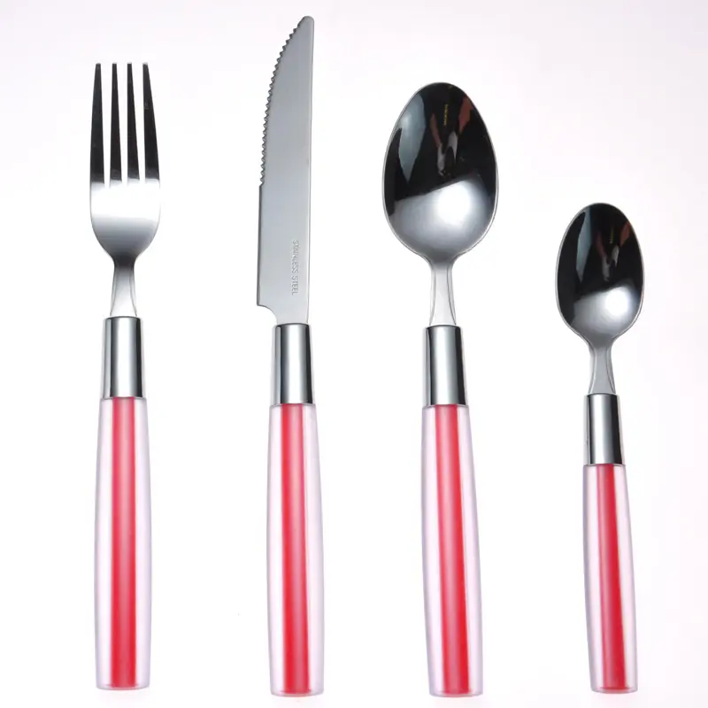 Vaisselle colorée ensembles de couverts en acier inoxydable avec poignée en plastique cuillère fourchette couteau couverts pour restaurants hôtel