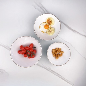 Beste Aanbiedingen Groothandel Hot Sale 6/8/10 Inch Ronde Gouden Rand Lichtblauwe 100% Melamine Serveerschaal voor Restaurant - Product Image 3