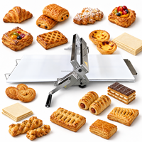 Petite Laminoir à Pâte de Table Manuelle pour Pâte Feuilletée, Croissants et Bases de Pizza – Idéale pour Petites Boulangeries et Cafés
