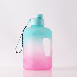 Botella de agua deportiva de gran capacidad, 2,2 L, sin BPA, libre de <span class=keywords><strong>DEHP</strong></span>, para gimnasio - Product Image 5