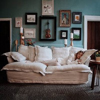 Bequemes Weißes Samt-Schlafsofa mit Abnehmbaren Waschbaren Bezügen für Moderne Wohnzimmer