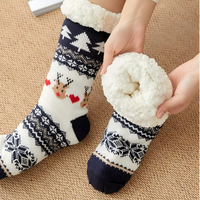 Chaussettes d'hiver épaisses et chaudes personnalisées, chaussettes de Noël douillettes en tricot pour femmes, chaussettes jetables du Père Noël, chaussettes duveteuses et moelleuses pour Noël