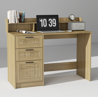 Bureau d'écriture moderne naturel de 47 pouces avec tiroirs en rotin, support pour écran et armoire de rangement, bureau d'ordinateur pour la maison avec étagères