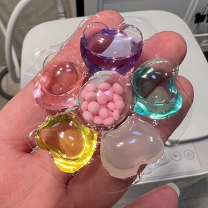 บริการผลิตแคปซูลซักผ้า 6 in 1 แบบ OEM ผลิตเม็ดซักผ้า กลิ่นหอมติดทนนาน รูปทรงและสีสันหลากหลาย - Product Image 6