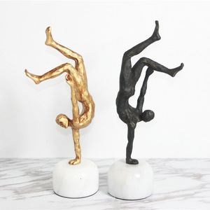Estatua de Gimnasta, Escultura Dinámica de Hierro Negro para Decoración del Hogar - Product Image 4