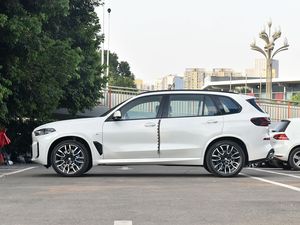 BMW X5 XDrive30i 2.0T <span class=keywords><strong>SUV</strong></span> 8AT LHD AWD 2023 d'occasion, véhicule de luxe urbain, économique en carburant, à vendre - Product Image 4