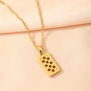 Collar con etiquetas rectangulares de circonia cúbica cuadrada hueca Avenida de cristal Rosa verde de acero inoxidable de diseño creativo - Product Image 6