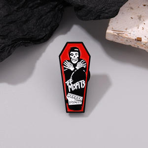 Özel korku Punk iskelet broş barbar serin yaka rozeti 5mm çelik emaye pimleri UV peri Logo temalı özelleştirilebilir hatıra - Product Image 3