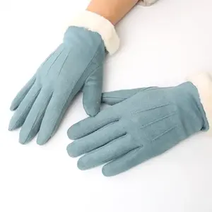 Gants d'hiver noirs en daim synthétique jacquard de haute qualité, confortables, nouveau design, chauffants, écran tactile, fabriqués aux États-Unis, logo personnalisé - Product Image 3