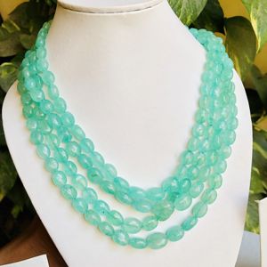 Top qualité naturel russe émeraude ovale Mani forme perles vert émeraude collier de mariage perles de pierres précieuses Stock limité - Product Image 1