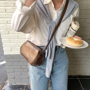 Nouveau sac à bandoulière de style coréen rétro pour femmes, sac à main simple et uni, sacs à main de luxe, sacs à bandoulière - Product Image 2