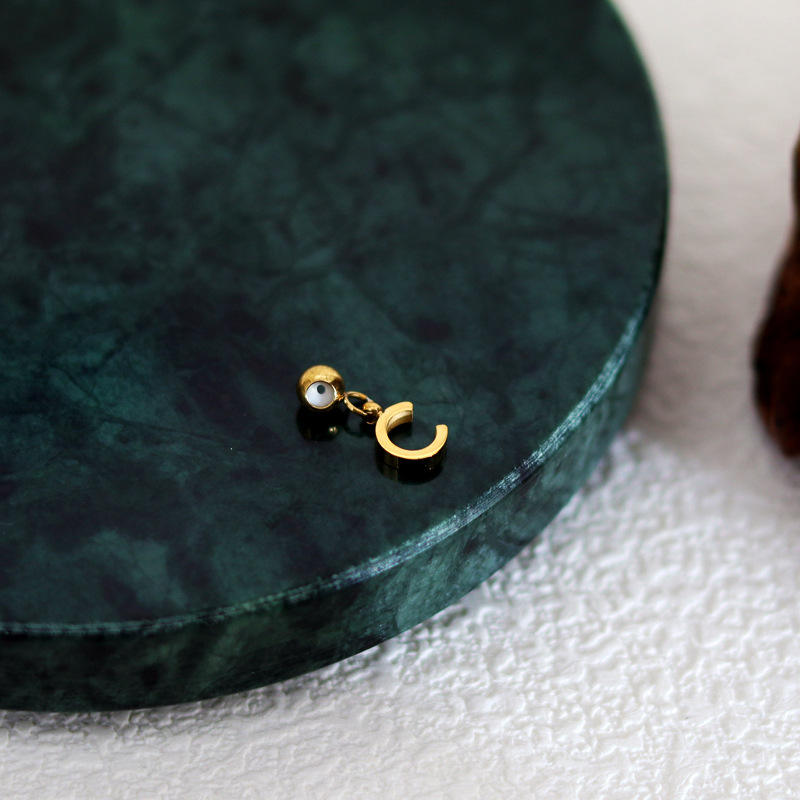 จี้ตัวอักษร ทองคำ