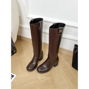 Botas de mujer de piel de oveja estilo Miu con suela gruesa y tacón alto, botas largas hasta la rodilla, botas altas que alargan la pierna, tacón grueso, estilo caballero - Product Image 3