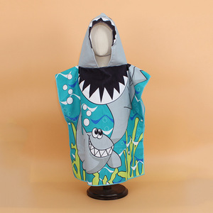Serviette <span class=keywords><strong>de</strong></span> <span class=keywords><strong>bain</strong></span> d'été portable pour enfants avec logo personnalisé serviette <span class=keywords><strong>de</strong></span> plage en microfibre <span class=keywords><strong>cape</strong></span> absorbante à capuche - Product Image 1