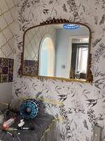 Miroir intelligent LED BOLIDE de style rétro français en forme d'extraterrestre avec cadre sculpté, miroir de salle de bain de luxe, décoration murale de style européen BLD-M1037