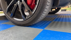 Carreaux de sol à emboîtement pour garage Carrelages de sol solides en PP imperméables et antidérapants <span class=keywords><strong>Traitement</strong></span> de surface pour parquet - Product Image 4