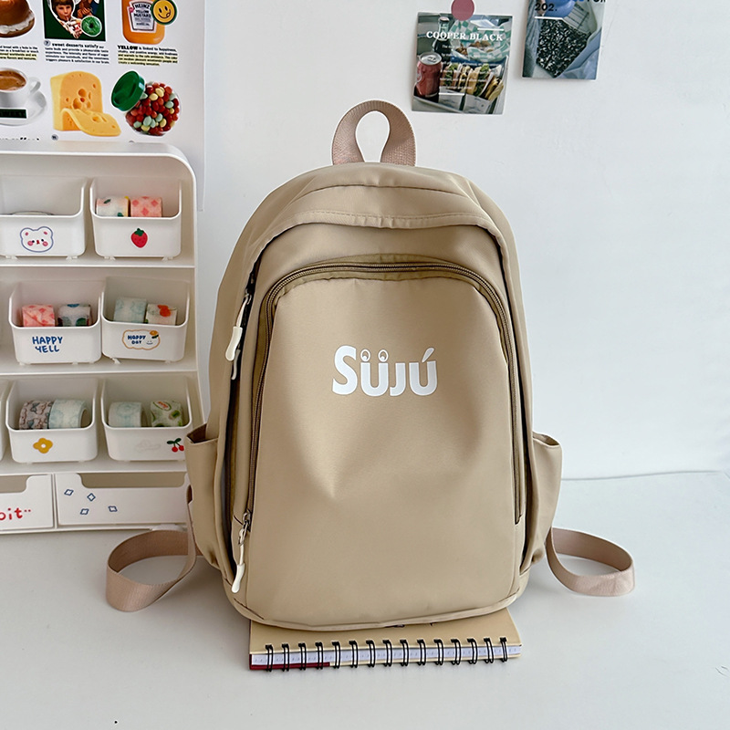 Khaki without pendants