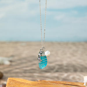 Collana a strati con vetro marino da spiaggia per donna, con ciondoli a stella marina e 'Beach Girl', gioielli costieri boho per le vacanze - Product Image 3