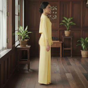 ชุดบาจู คูรุง แบบขายส่ง ดีไซน์สมัยใหม่สไตล์เคดาห์ แต่งลูกไม้ ไม่ต้องรีด ผ้าซีอีเครป ยืดได้สี่ทิศทาง เสื้อผ้าสตรี สำหรับเทศกาลรอมฎอน 2025 ตามเทรนด์ - Product Image 3