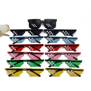 Gafas de sol polarizadas doradas con letras divertidas, montura completa, estilo mosaico, para niños, estilo <span class=keywords><strong>anime</strong></span>, modernas, hipster, al por mayor - Product Image 2