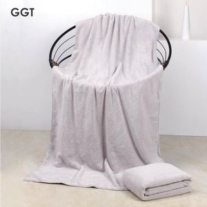 Serviette de Bain Grande Taille en Microfibre Personnalisable avec Logo, Ultra Absorbante, Douce pour la Peau, Idéale pour Adultes, Usage Domestique, Plage, Famille, Hôtel - Product Image 5