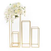 Support à fleurs en métal doré, cadre cube de 60 cm, centre de table avec boule de fleurs pour la décoration de table de mariage ou de banquet