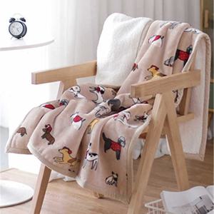 Manta de siesta de franela Coral gruesa de invierno de clase A, manta de cama individual de lana de cordero tejida para uso doméstico, estilo liso - Product Image 5