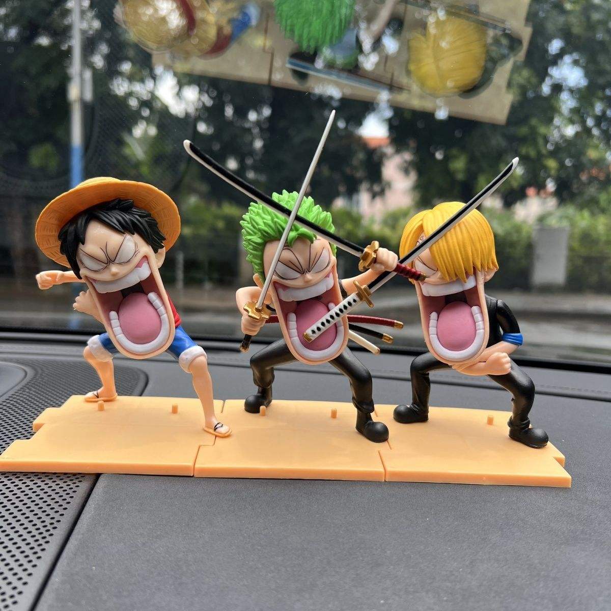 ลูฟี่+โซโร+ซันจิ