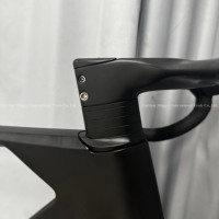 KOZO 2. Generation T800 Carbon-Rennrad mit Shimano 105 Di2 Hydraulischer Scheibenbremse, 700C Laufradsatz, Vollständig Interne Kabelführung, 24-Gang-Schaltung