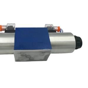 Solénoïde directionnel 4WE10D50/EG24N9K4/M R901278760 - Product Image 2